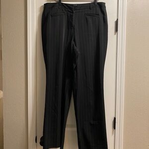 Envision Avenue Black and White pinstripe pant Size 18